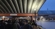 Lluvias ‘frenan’ al Metro de CDMX: Usuarios de Líneas 2, 3, 8, A y B reportan retrasos y marcha lenta HOY