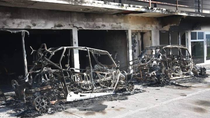 Ejecutarán dos órdenes de aprehensión contra dos de los seis policías detenidos en Gran Morelos