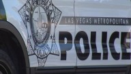 Matan a un hombre a tiros en un complejo de apartamentos en Las Vegas, según LVMPD