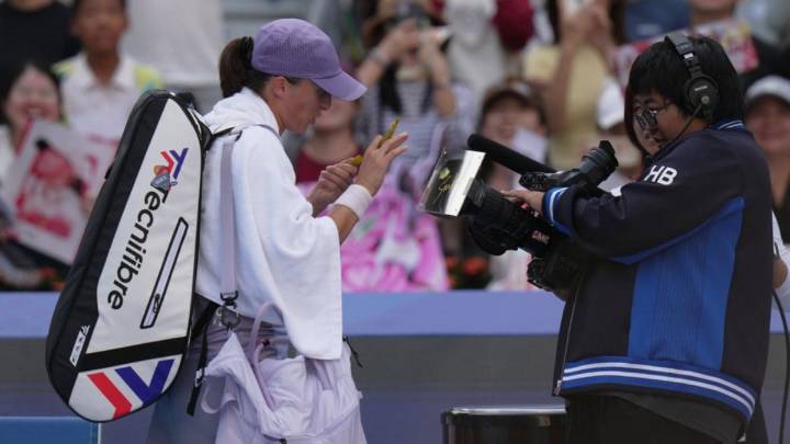 Iga Swaitek Slams 'Impossible' Tennis Schedule; Plans To Skip Mandatory Tournaments In Revolt