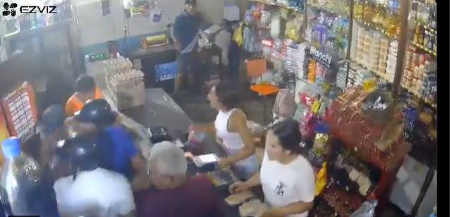 Anaqueles sacudidos y compradores en pánico: así se vivió el temblor dentro de un negocio en Zulia (VIDEO)