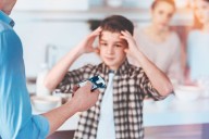 Tabaquismo pasivo en infancia del padre podría afectar los pulmones de su hijo