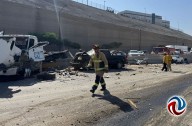 Choque múltiple en el Corredor 2000: Tres tráileres y cinco vehículos, con ocho heridos