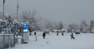 Nevada en el cerro Catedral en Bariloche: la montaña amaneció blanca y ventosa