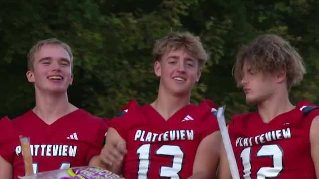 Platteview holds its homecoming parade
