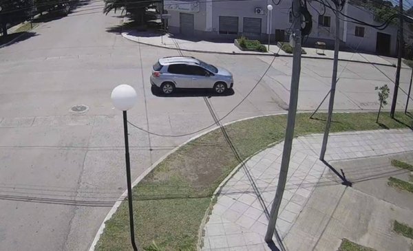 Hallaron en el conurbano un auto utilizado para cometer una estafa en la zona