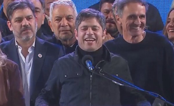 "Le pusimos un freno a Milei": Kicillof celebró la contundente victoria de Fuerza Patria en la PBA