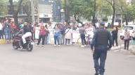 Vecinos de Tlalpan y Coyoacán bloquean División del Norte y Acoxpa en contra de ciclovía