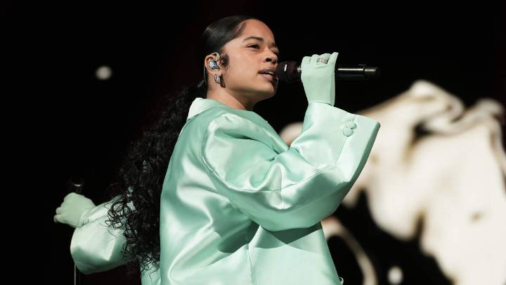 Ella Mai - Tell Her (Official Music Video) Watch Here!!