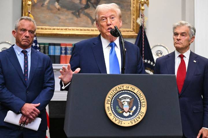 Trump Suggests Amish, Cubans Have 'No Autism' Amid Tylenol Announcement