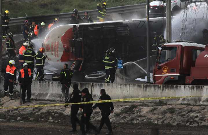 Explosión de camión de gas deja heridos graves en Ciudad de México