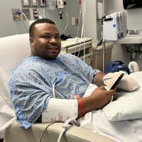 He lost fingers in the line of duty - now strangers are lining up to feed his family