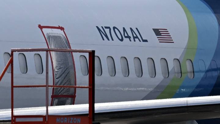 FAA multaría a Boeing por fallas de seguridad en sus aviones