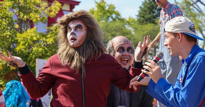Six Flags doubles the thrills: Kids Boo Fest by day, Fright Fest by night