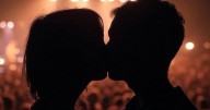 Otra infidelidad en concierto de Coldplay: Esposo de Kristin Cabot también estaba ahí... con otra mujer