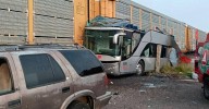 Video | Choque entre tren y un bus en México deja, por lo menos, 8 muertos y 45 heridos