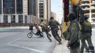 Bicyclist escapes Border Patrol in downtown Chicago in viral video