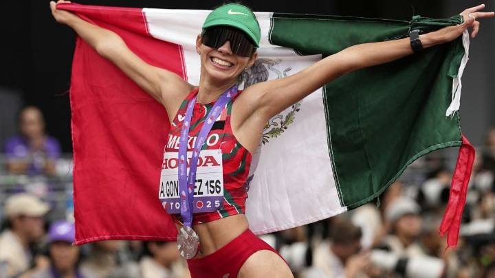 ¡Marcha de plata! Alegna González gana medalla en el Mundial de Atletismo