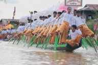 Spectacular lake festival in Myanmar shines despite political upheaval and natural disasters