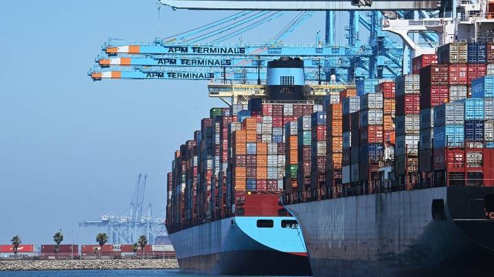 Tariff chaos reigns and America's economy suffers