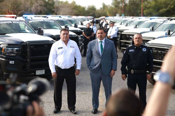 Recibe Seguridad Pública Municipal 62 unidades nuevas
