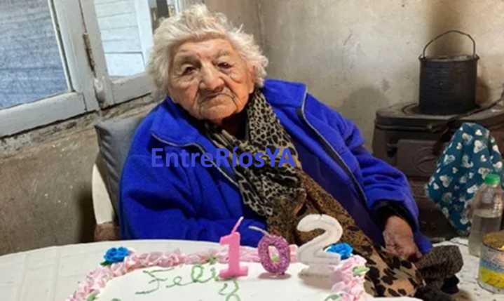 Entrerriana festejó sus 102 años: tiene 14 hijos, 32 nietos, 42 bisnietos y un sinfín de tataranietos