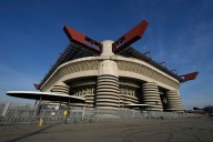 New stadium for AC Milan and Inter closer after San Siro sale approved