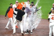 Orioles earn seventh victory in eight games, beat Pirates 2