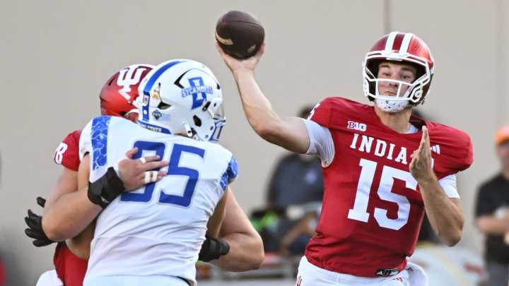 Indiana quarterback Fernando Mendoza: Illinois DC says 'NFL quarterback'