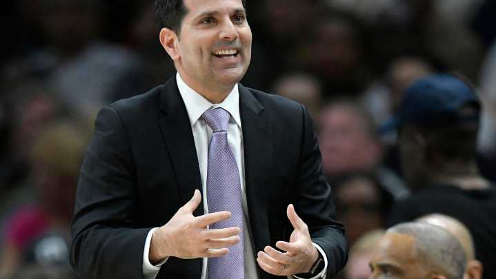 Sixers to promote Blue Coats' Mike Longabardi to assistant coach