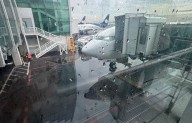 Por lluvias, AICM cierra tres horas una pista de aterrizaje