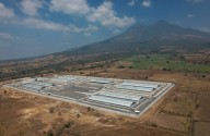 EE.UU. acordó pagar $4.76 millones a El Salvador por recibir migrantes en CECOT