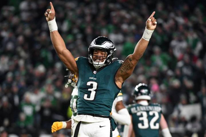 Eagles place LB Nolan Smith Jr. on injured reserve