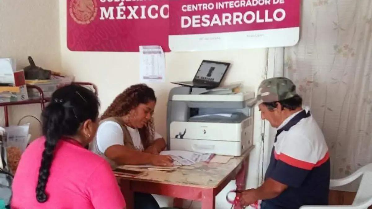 Sus familias les ‘quitan’ la tarjeta: adultos mayores denuncian despojo de pensiones Bienestar en Tampico