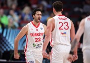 Former 76ers Guard Takes Major Shot at Joel Embiid