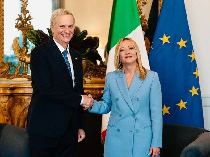 José Antonio Kast se reunió con Giorgia Meloni en Roma para abordar el combate a la inmigración ilegal