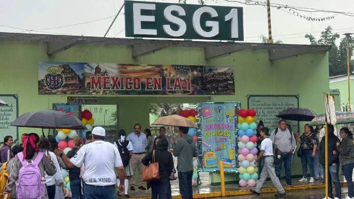 Cerca de cien mil alumnos de Educación Básica regresan a las aulas en la región centro