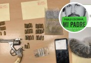 Sorprenden a un niño de 12 años con un revólver, cartuchos, droga y un libro de Pablo Escobar