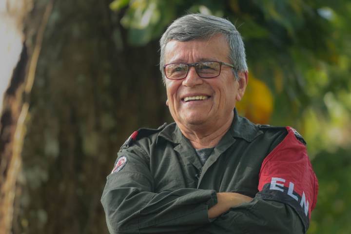 Reaparece Pablo Beltrán del ELN y plantea una salida para destrabar los diálogos de paz