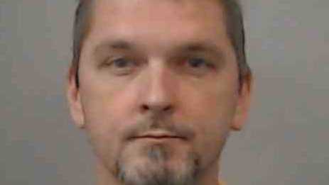 Registered sex offender charged with luring child in South Carolina