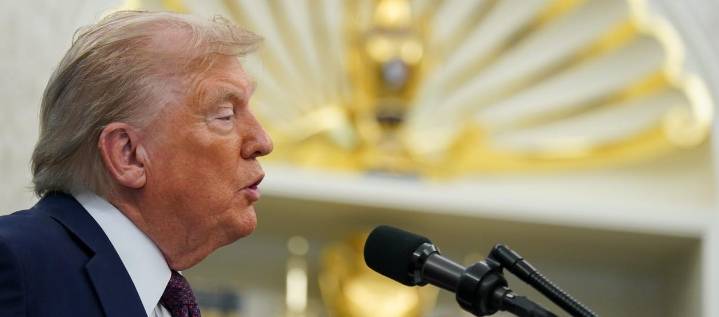 Tribunal impide que Trump use Ley de Enemigos Extranjeros en deportaciones