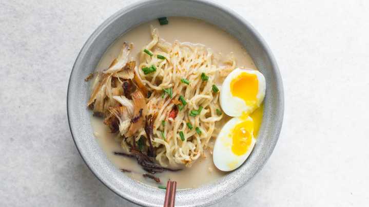 The Canned One-Ingredient Upgrade That Gives Instant Ramen A Creamy Boost
