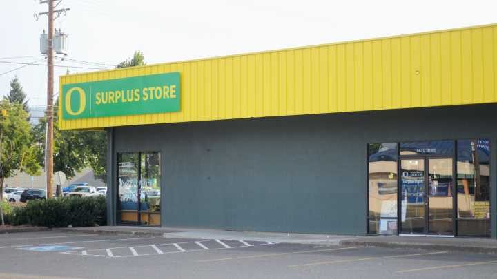 What's in University of Oregon's new surplus store?