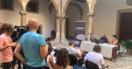 Acusan al Govern de no hacer nada contra la masificación turística: «Solo ganan tiempo para reordenar su negocio»
