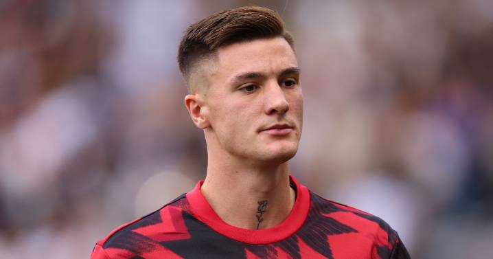 Man Utd news: Benjamin Sesko 'mistake' as signing a 'wet blanket' and Andre Onana leaves