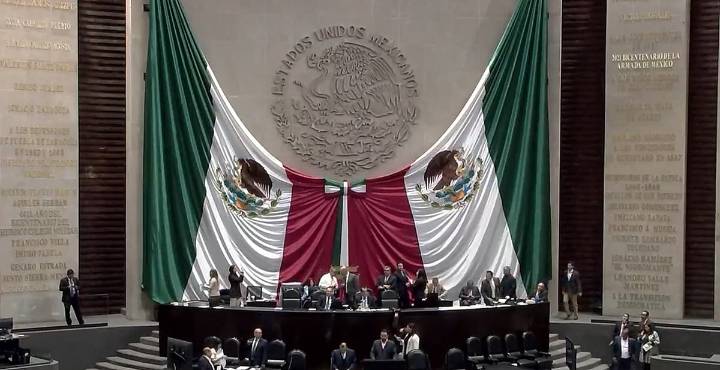 Cámara de Diputados limita cobros en Netflix y Spotify