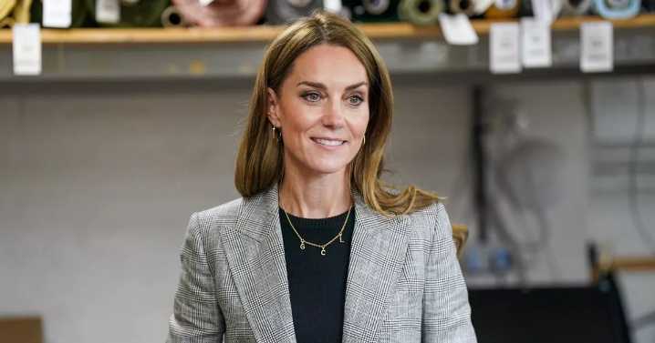 Kate Middleton's 'super soft' cashmere top that elevates any autumn office outfit is surprisingly from the high street