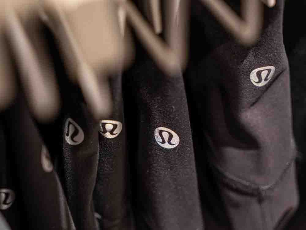A bad year just got much worse for Lululemon shareholders