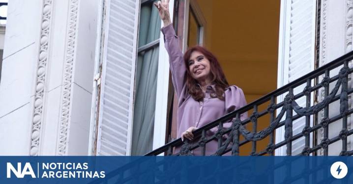 Cristina Kirchner celebró el rechazo a los vetos de Milei: “El pueblo sigue las banderas de Evita y Perón”