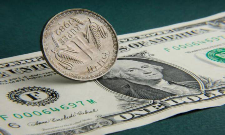 Rupee recovers 15 paise from all-time low to 88.60 against US dollar in early trade